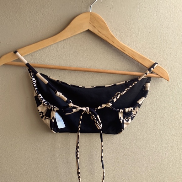 TopShop Swim Top - Picture 3 of 4